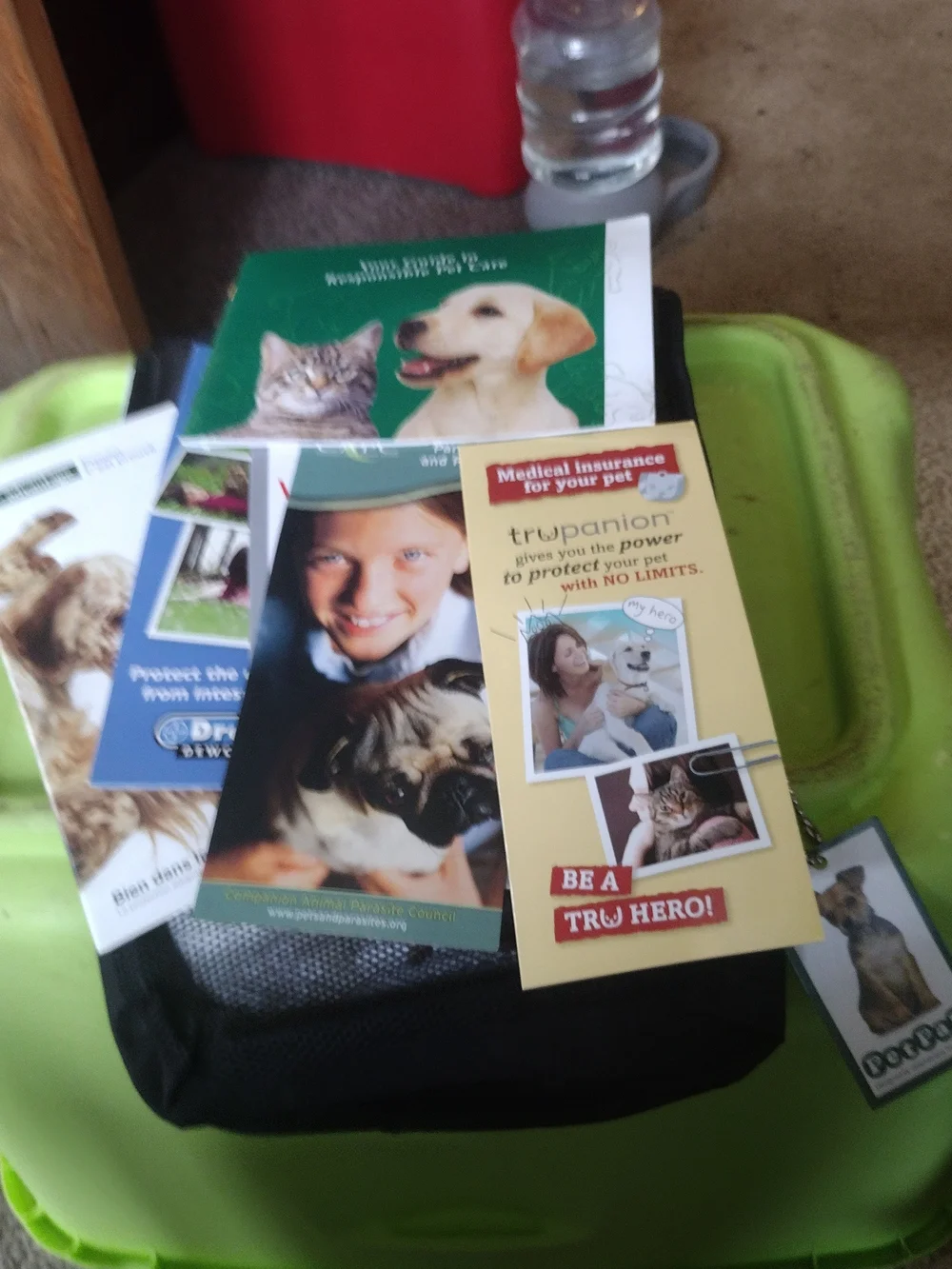 Petmate treats travel mesh